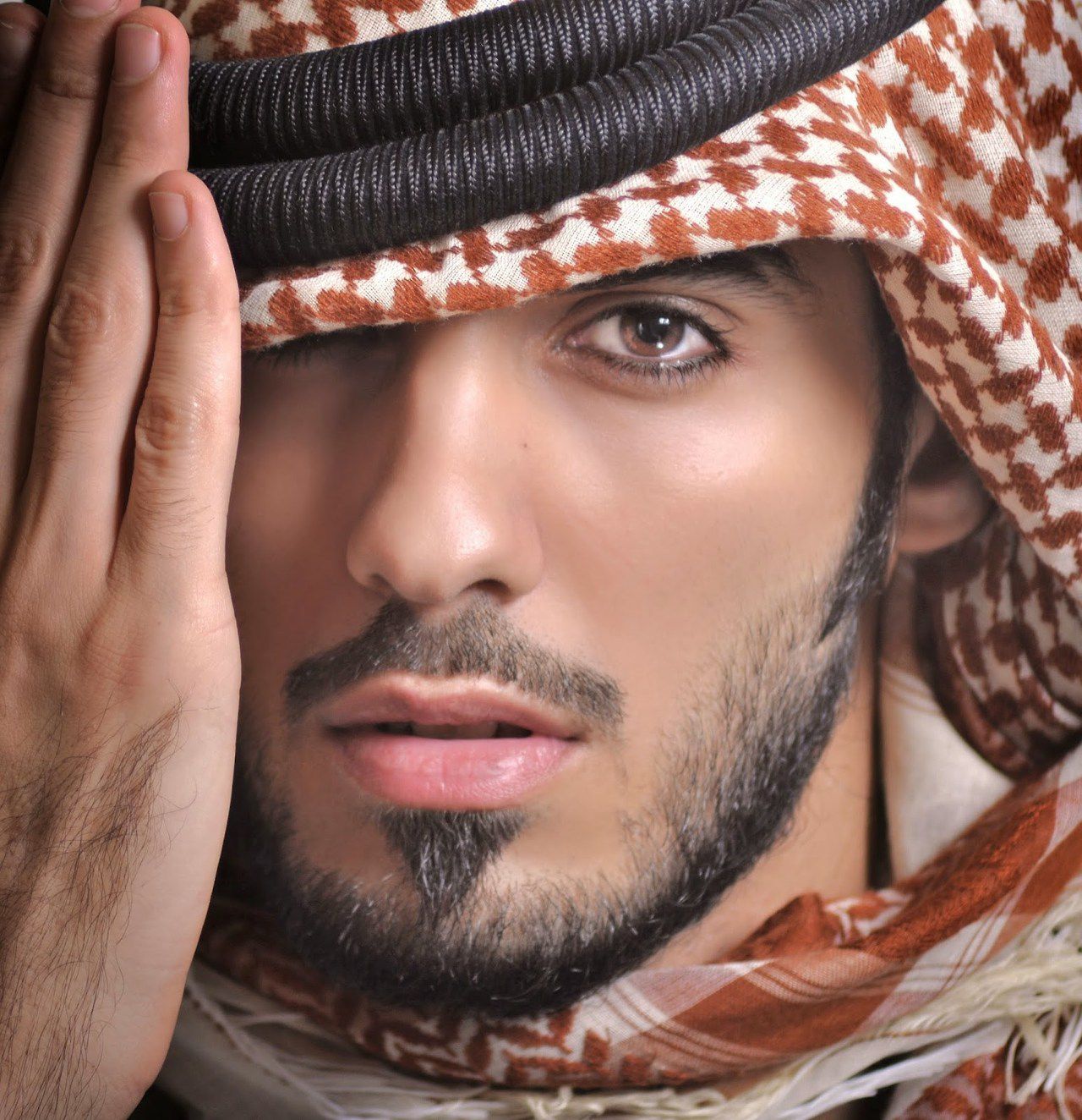 Too Handsome for Saudi Arabia' Omar Borkan Al Gala Has Women Swooning ...