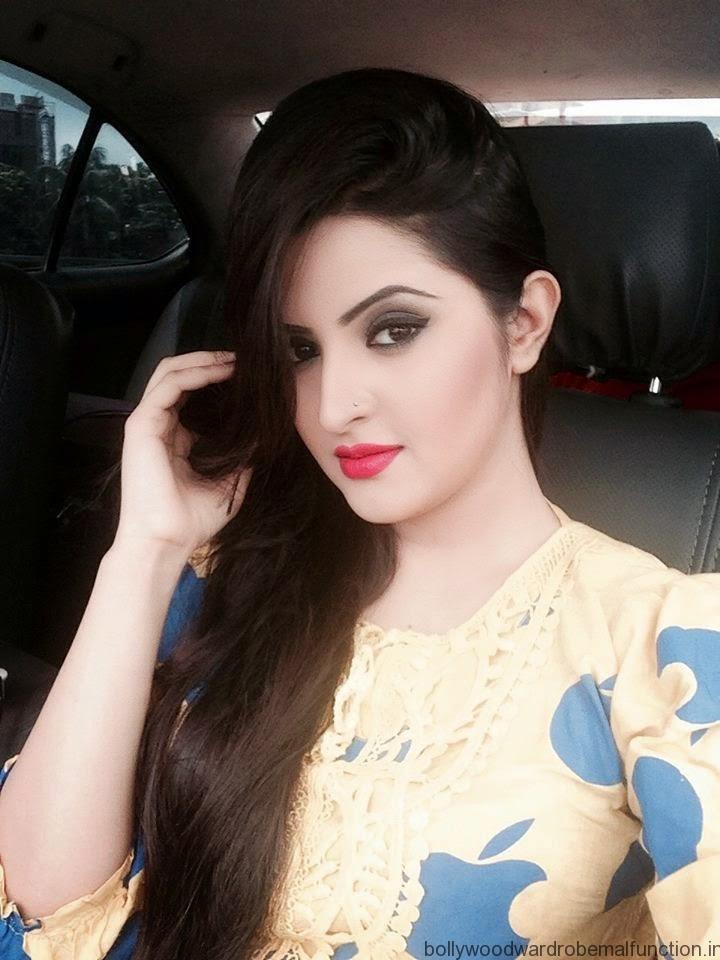Beautiful Bangladeshi Actress Pori Moni