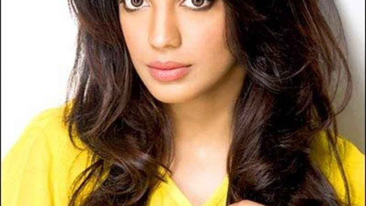Mugdha Godse Biography Biodata Wiki Age Height Weight