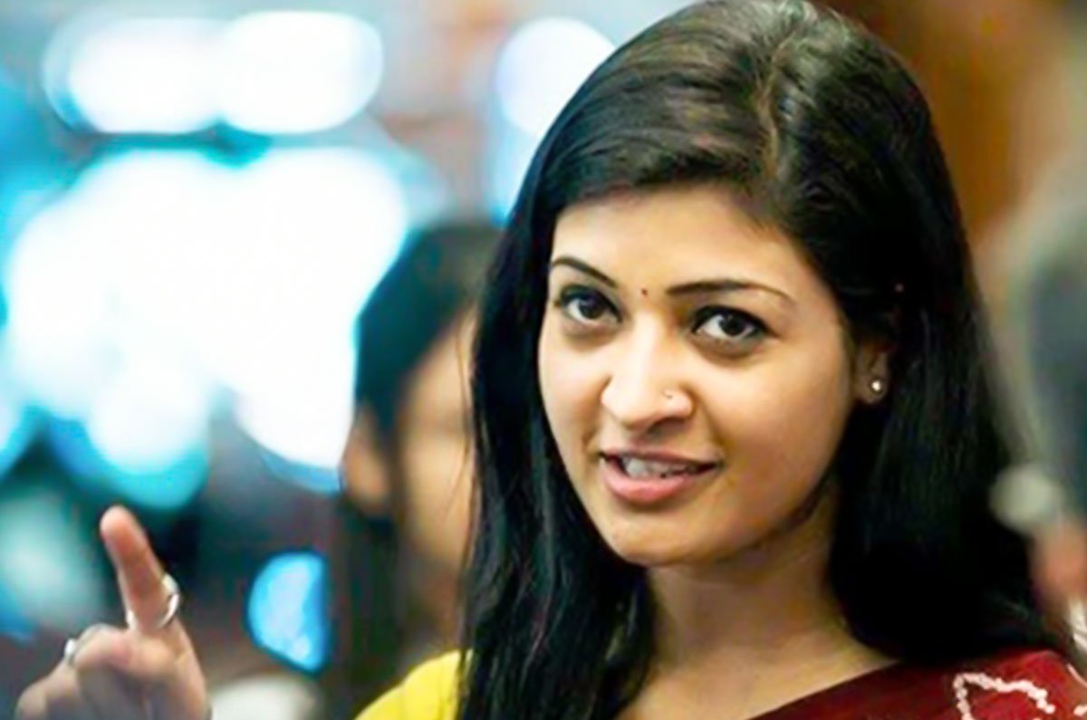 Alka Lamba Biography