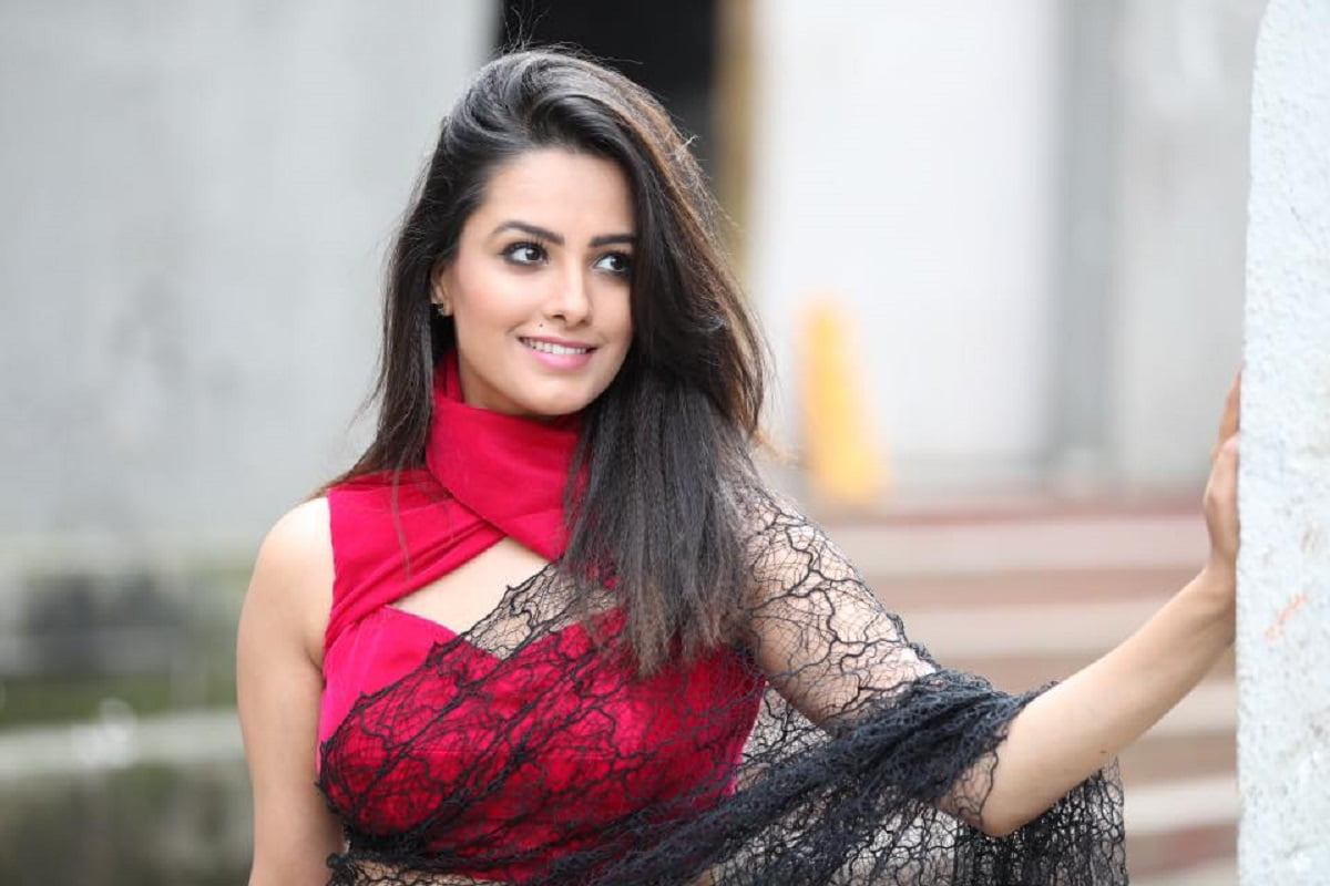 Anita Hassanandani Biography Age Husband Net Worth Religion Caste