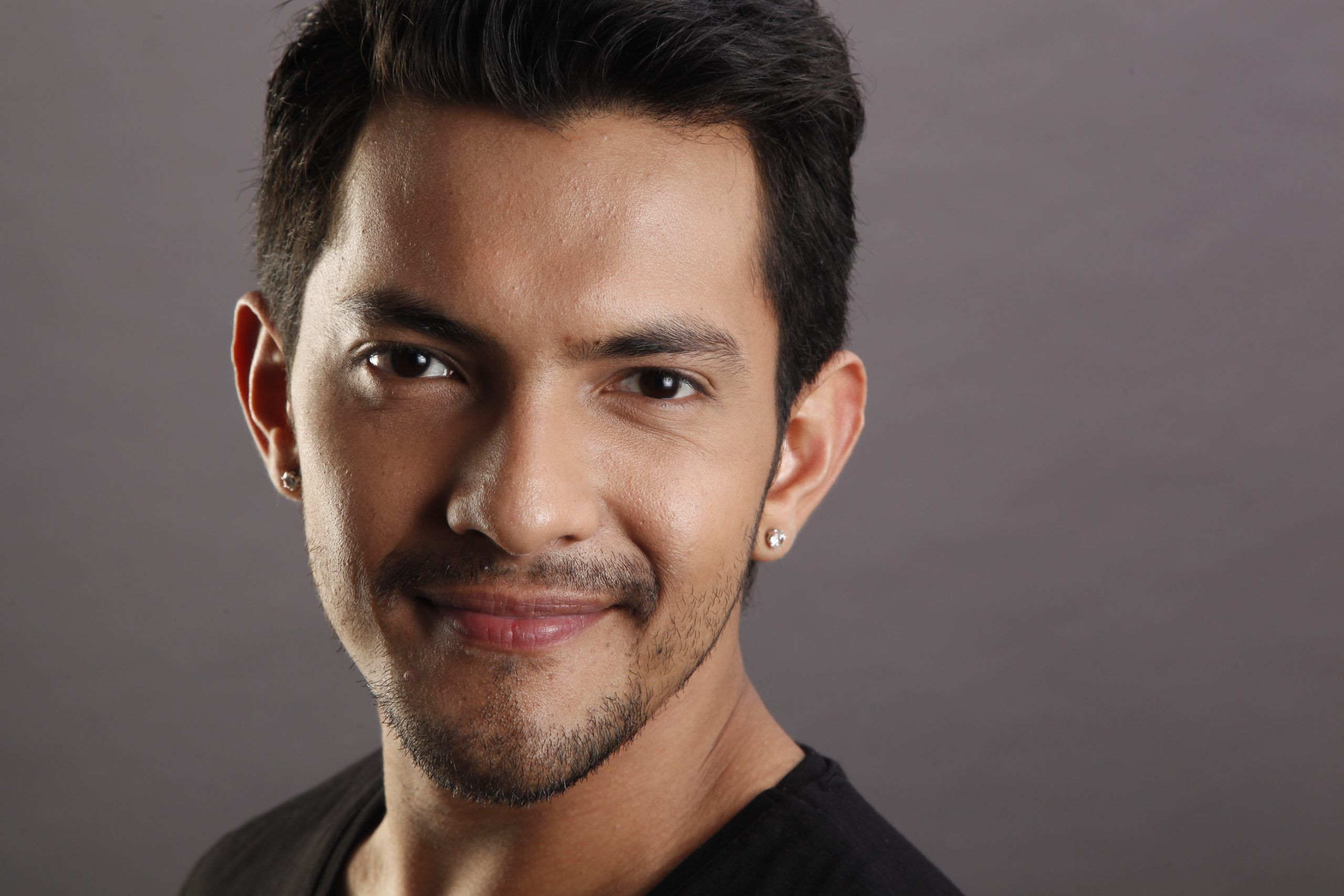 Aditya Narayan Biography