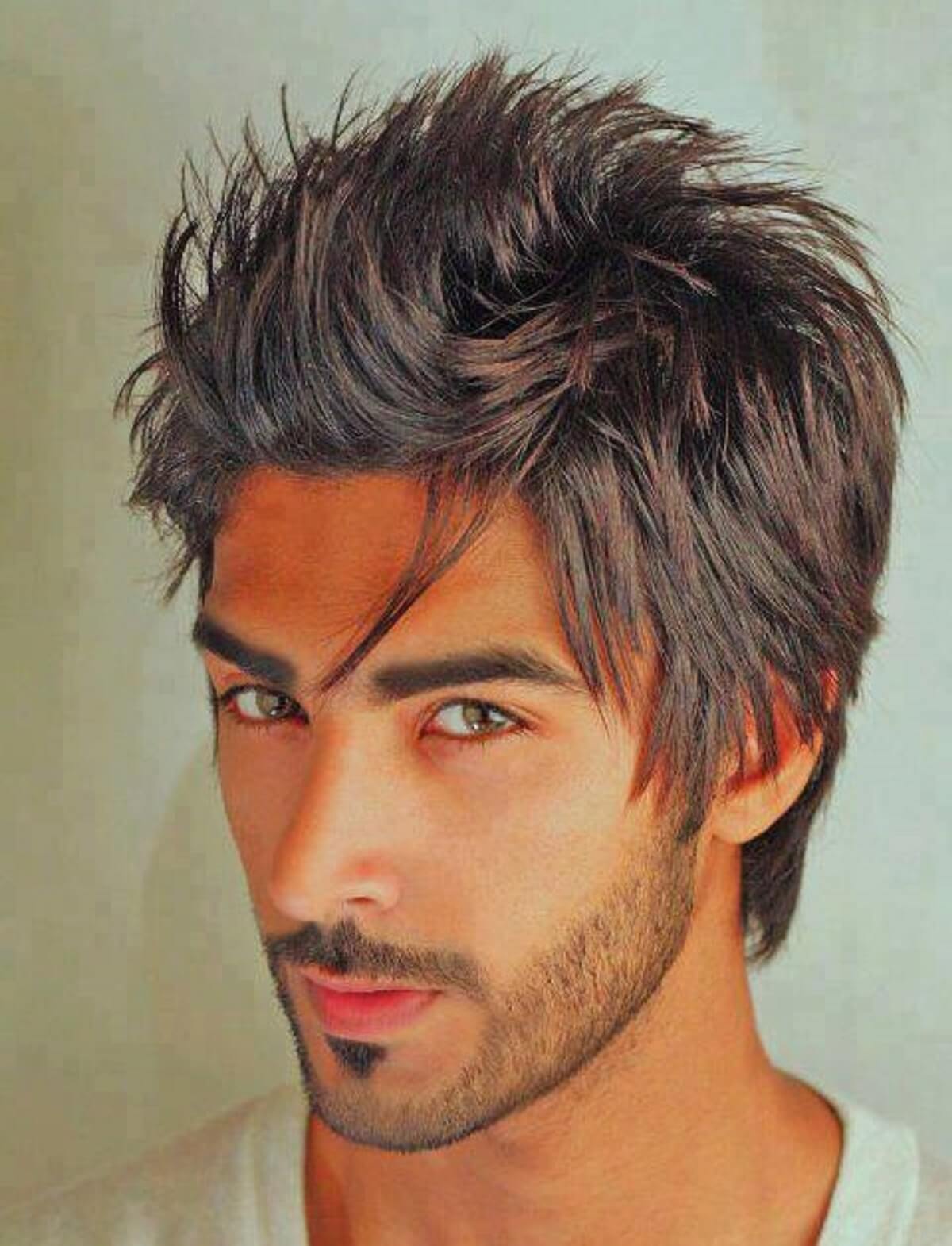 Ain Borkan Al Gala Biography