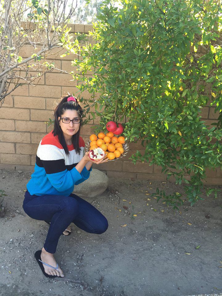 Sonika Kaliraman with  fruits