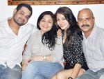 Anushka-with-her-bro-Karnesh-Sharma-mom-Ashima-Sharma-dad-Ajay-Sharma