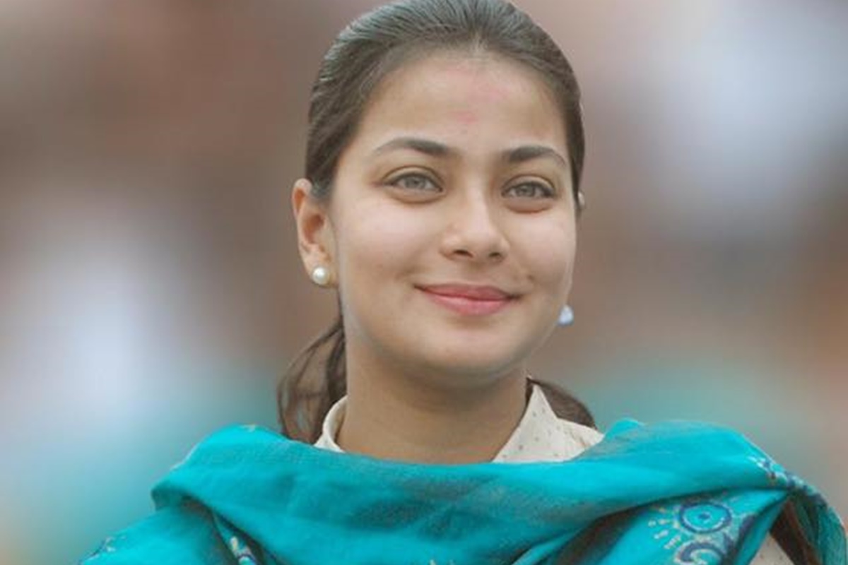 Praniti Shinde (Politician)