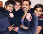 Priyanka-Gandhi-with-kids