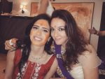 Nauheed Cyrusi with her sister Rhea Contractor