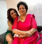 Nehha Pendse with mother Shubhangi Pendse