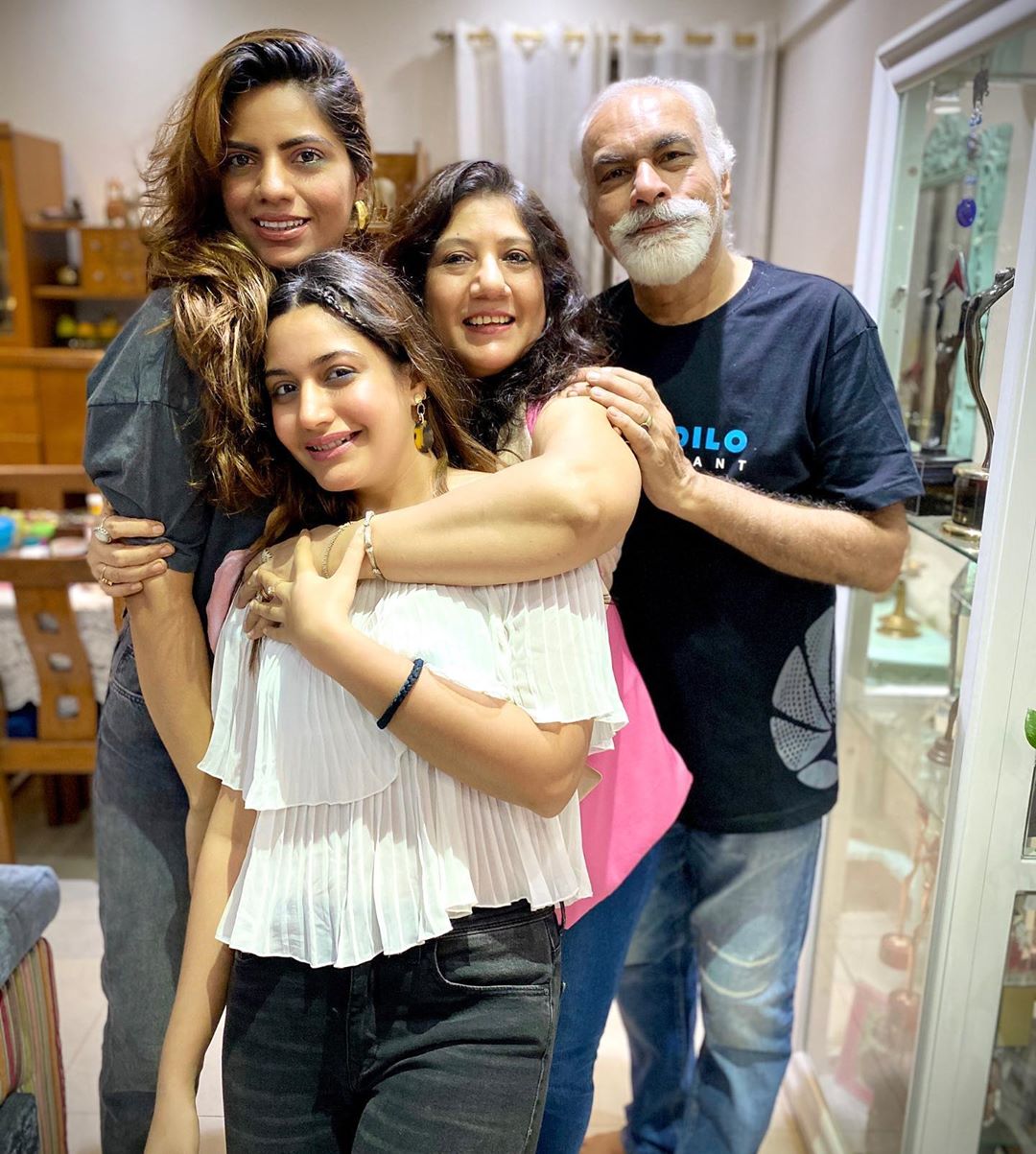 Surbhi Chandna Family Picture
