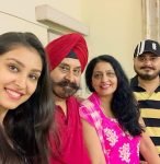 Navneet Kaur Dhillon family picture