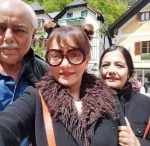 Rakhee Tandon With Her Parents