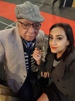 Manvi Taneja with father