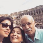 Shriya Saran with Parents
