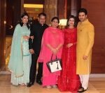 Vivek Dahiya family picture