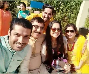 abhishek sharma family picture