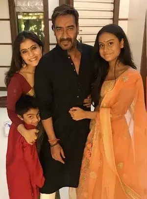 ajay devgan family picture