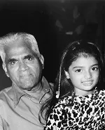 athiya shetty with veerappa shetty