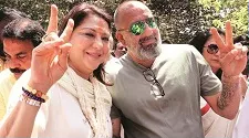 sanjay dutt and priya dutt