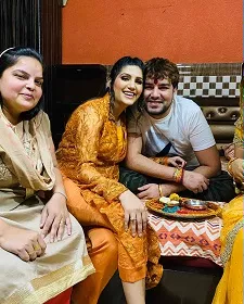 sapna choudhary with brother karan and sister shivani