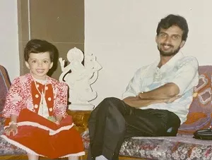 shrenu parikh childhood picture with father