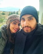 swati kain with husband kabir mahajan