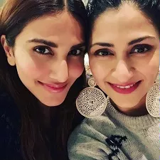 vaani kapoor with sister nupur chopra