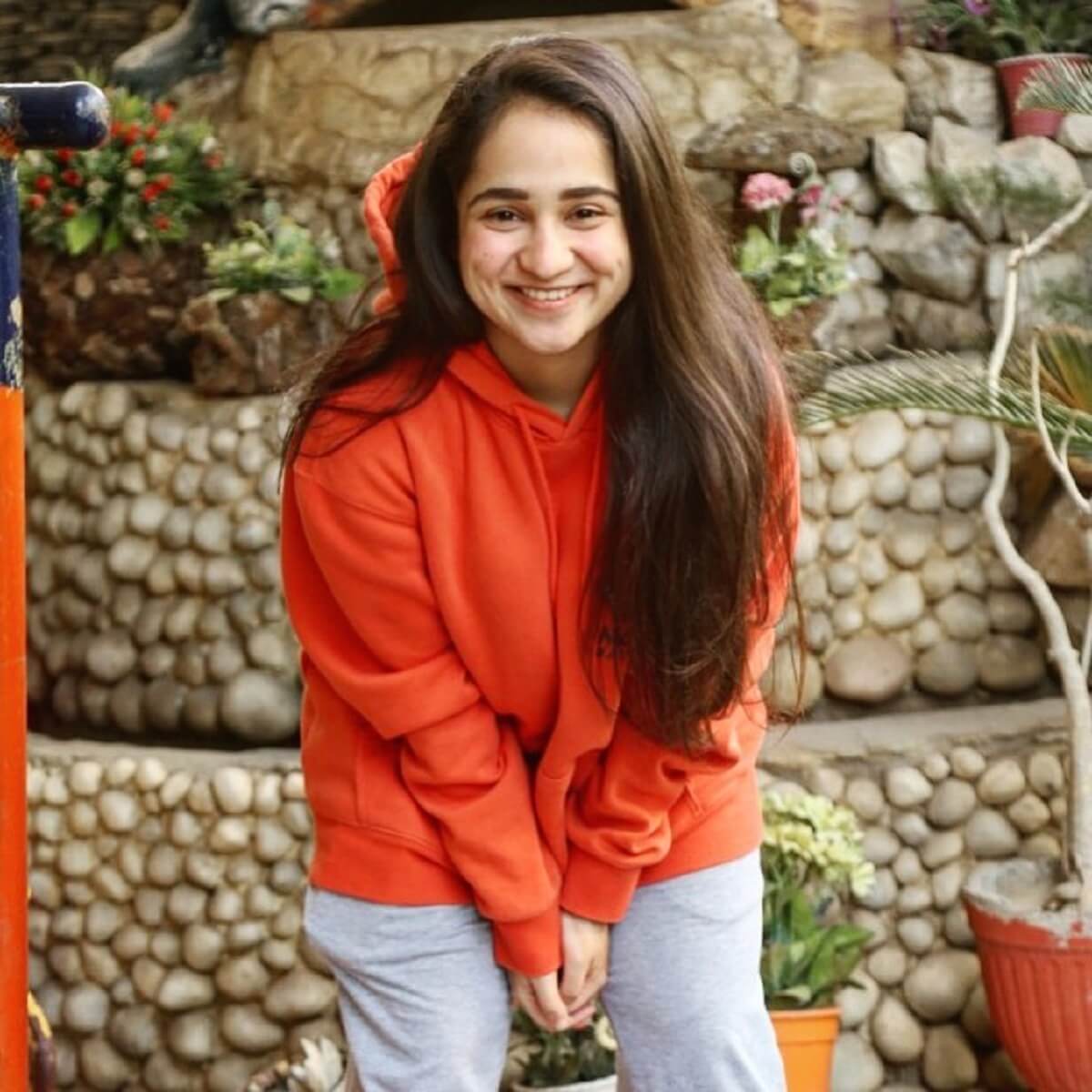 Zahara Sethjiwala Biography zahara sethjiwala