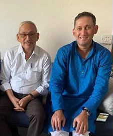 ajit agarkar with father balachandra agarkar