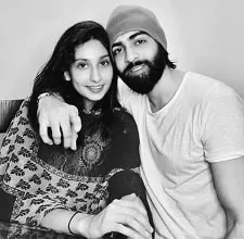 anmol thakeria dhillon with sister paloma