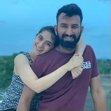 cheteshwar pujara with wife puja pabari