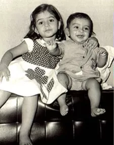 childhood photo of ameesha patel and ashmit patel