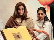 dimple kapadia with rinke khanna