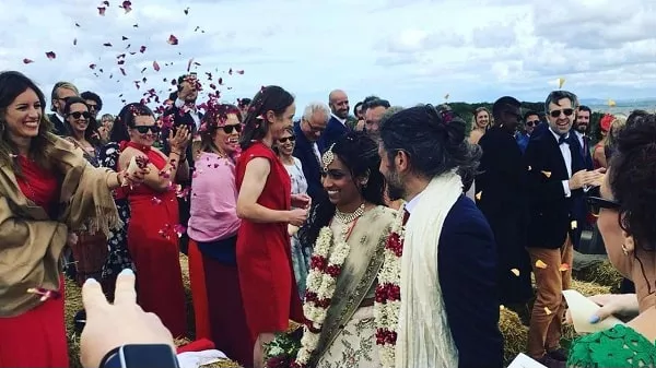 Isa Guha and Richard Thomas Marriage Pictures