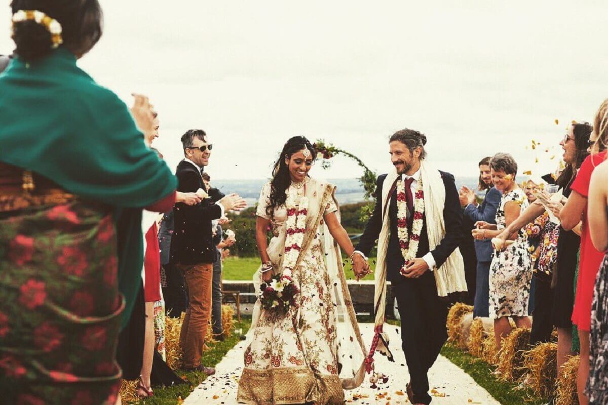 Isa Guha and Richard Thomas Marriage Pictures