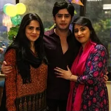 jibraan khan with sisters farah khan bari and sanah khan sharma
