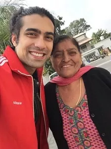 jubin nautiyal with maternal grandmother