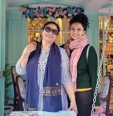 neena nautiyal with daughter varsha