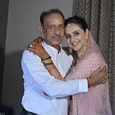 prachi tehlan with her father narendra tehlan