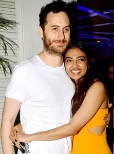 radhika apte with her husband benedict taylor
