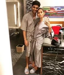 samara tijori with bf rohan khurana