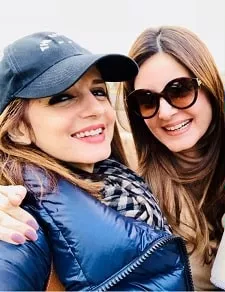 sussanne khan and simone khan arora