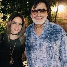 sussanne khan with father sanjay khan