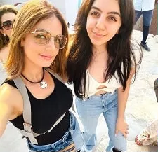 sussanne khan with niece fizaa ali