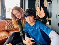 sussanne khan with son hrehaan roshan