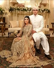 junaid safdar with wife ayesha saif khan