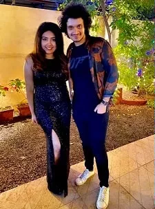 namashi chakraborty with girlfriend sagarika kaimal