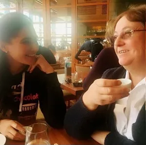 nargis fakhri with her mother marie fakhri