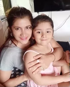 smilie suri with niece devee suri