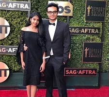 ushmey chakraborty with sister dishani chakraborty